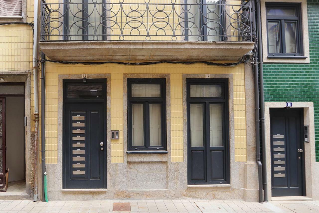 Ferienwohnung Hm - Pinheiro Downtown Living Porto Exterior foto